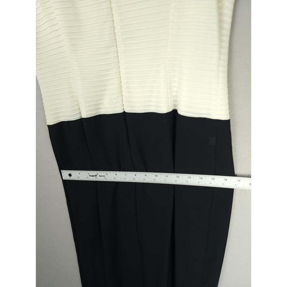 Patra Petite Full Length Two-Toned Beige/Black Sheath Dress 8P - Picture 6 of 9